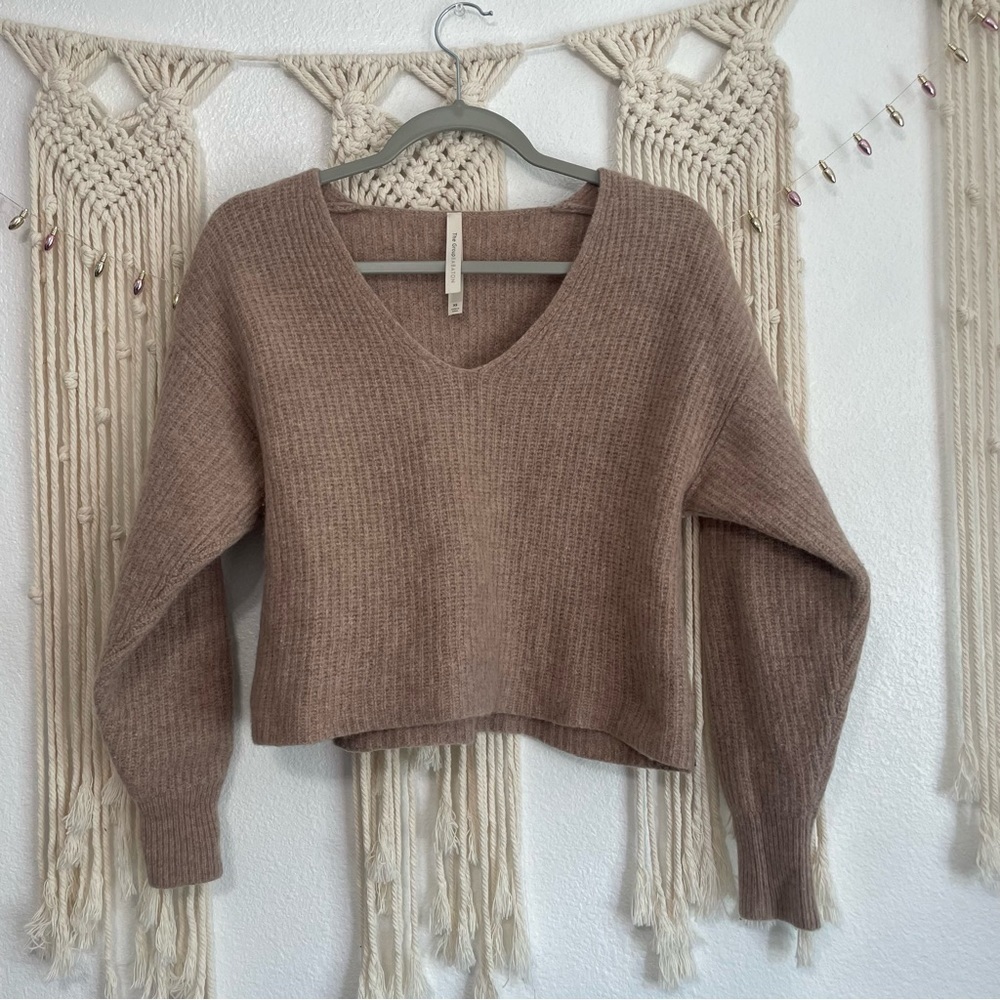Aritzia babaton mondo sweater. Lightweight non-itchy Merino wool. Size X-Small - Picture 6 of 11